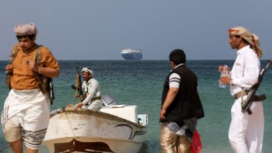 ملهاة البحر الأحمر.. ما وراء «الحوثيين»